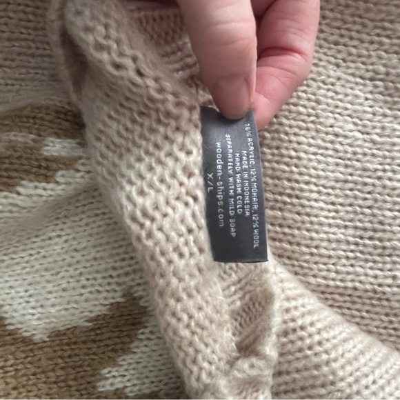 Wooden Ships Skull Design Beige Open Knit Sweater, size XL - Picture 9 of 10